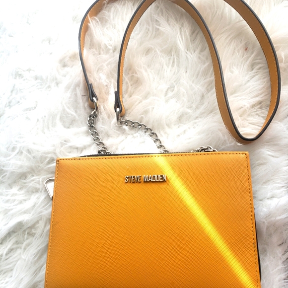 Steve Madden Handbags - Clutch